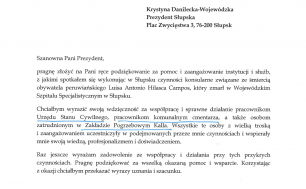 Na zdjęciu widzimy list od Konsula Honorowego Peru w Gdańsku dziękującego Miastu Słupsk, Urzędowi Stanu Cywilnego, pracownikom cmentarza komunalnego i Zakładowi Pogrzebowemu Kalla za pomoc.